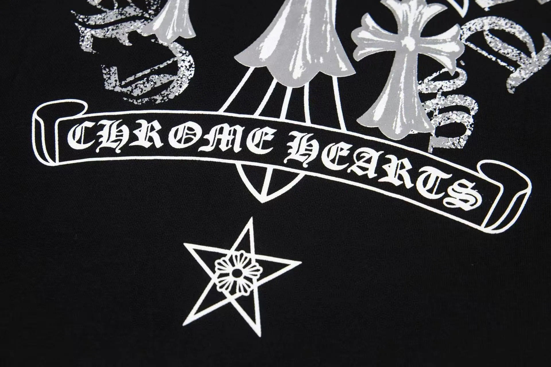 🅿️170 ChromeHearts/Chrome Hearts 25ss round neck T-shirt Original fabric Official same style Short-sleeved T-shirt Customized 260g same vat dyed fabric Very comfortable to the touch Latest brick cabinet synchronization for spring and summer Fashionable and individual Super versatile and good-looking Very suitable for both men and women A must-have style Hang tag Collar label Washed wheat Complete with three standards Color: Black White Size: XS-L